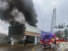 事故！英國一氫能公交車起火燒毀